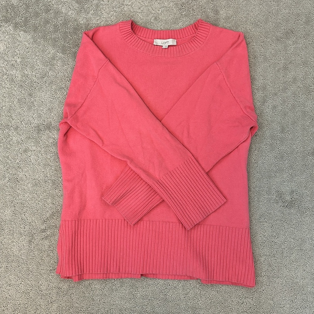 Ann Taylor Loft Women's Pink Sweater size XL